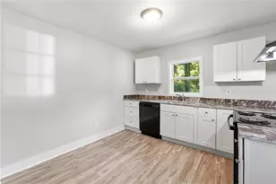 2889 Delray Dr NW, Atlanta, GA 30318 - Photo 8