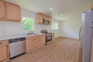 13 Brown St, Toccoa, GA 30577 - Photo 10