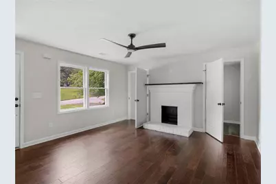 1995 Venetian Drive SW, Atlanta, GA 30311 - Photo 6