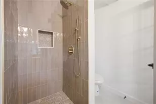 9380 Grace Lake Dr, Douglasville, GA 30135 - Photo 18