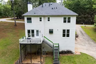 105 Stafford Ct, Fayetteville, GA 30215 - Photo 2