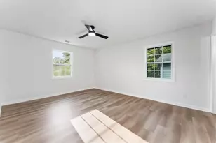 7697 Marabou Ln, Riverdale, GA 30274 - Photo 32