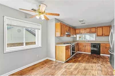 3225 Salem Cove Way SE, Conyers, GA 30013 - Photo 10