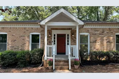 3341 Camelot Drive, Marietta, GA 30062 - Photo 2