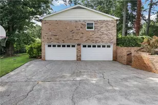 3341 Camelot Dr, Marietta, GA 30062 - Photo 38