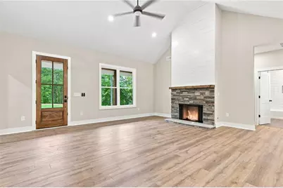 647 S McCollum Drive, Canton, GA 30114 - Photo 4