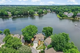 6425 Spinnaker Ln, Alpharetta, GA 30005 - Photo 2