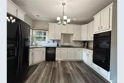 1044 Bellaire Court, Lawrenceville, GA 30043 - Photo 4