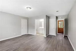 6488 Edenfield Dr, Lithonia, GA 30058 - Photo 8