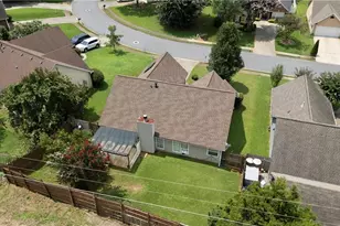 2805 Avalon Meadows Ln, Lawrenceville, GA 30044 - Photo 18