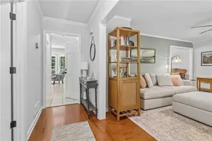 1910 Fernwood Dr, Lawrenceville, GA 30043 - Photo 10
