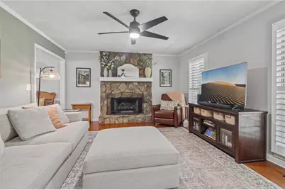 1910 Fernwood Drive, Lawrenceville, GA 30043 - Photo 12