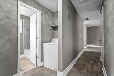 2436 Clarissa Drive NW, Atlanta, GA 30318 - Photo 18