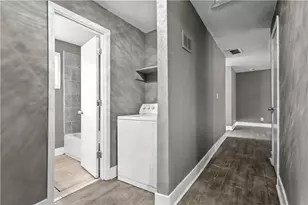 2436 Clarissa Dr NW, Atlanta, GA 30318 - Photo 18