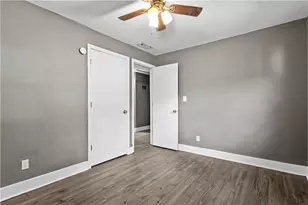 2436 Clarissa Dr NW, Atlanta, GA 30318 - Photo 10
