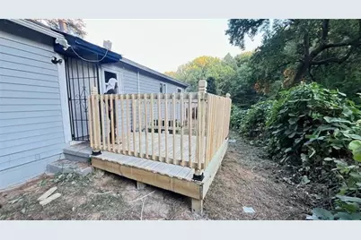 2436 Clarissa Drive NW, Atlanta, GA 30318 - Photo 22