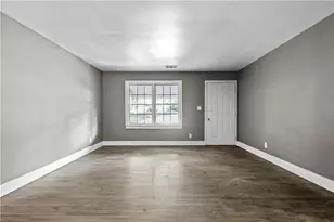 2436 Clarissa Dr NW, Atlanta, GA 30318 - Photo 2
