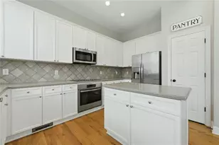 319 Creekbank Way SE, Smyrna, GA 30082 - Photo 6