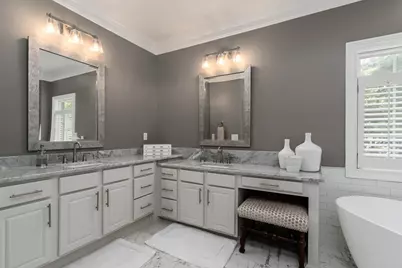 2537 Oglethorpe Circle NE, Brookhaven, GA 30319 - Photo 18
