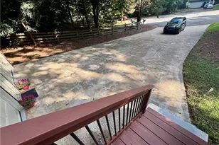 104 Southfork Dr, Woodstock, GA 30189 - Photo 2