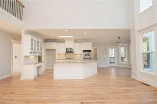 4012 Erin Dr, Alpharetta, GA 30022 - Photo 18