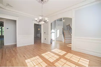 4012 Erin Drive, Alpharetta, GA 30022 - Photo 10