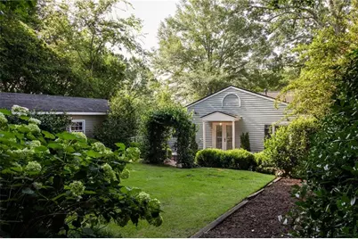 296 Eureka Drive NE, Atlanta, GA 30305 - Photo 18