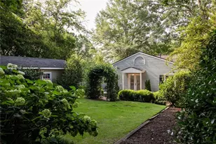 296 Eureka Dr NE, Atlanta, GA 30305 - Photo 18
