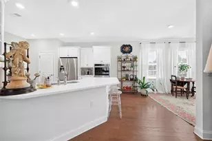 3581 Lindenridge Dr, Buford, GA 30519 - Photo 10