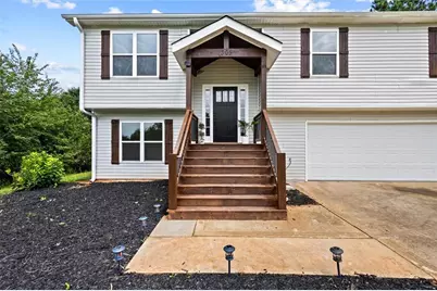 305 Hunters Trace, Covington, GA 30014 - Photo 2