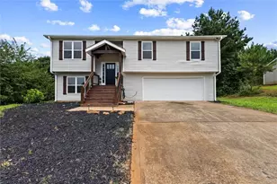 305 Hunters Trce, Covington, GA 30014 - Photo 1