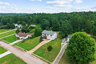 305 Hunters Trce, Covington, GA 30014 - Photo 6