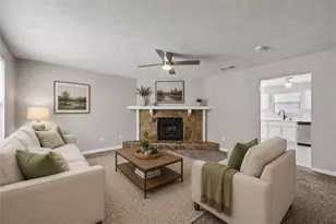 2071 Walden Park Pl, Snellville, GA 30078 - Photo 2