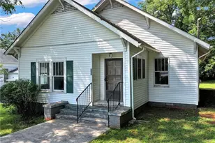 267 Washington St, Jefferson, GA 30549 - Photo 4