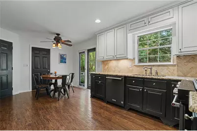 5620 Orouke Road, Buford, GA 30518 - Photo 8