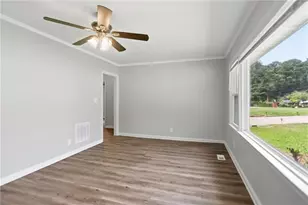 2651 Plantation Dr, East Point, GA 30344 - Photo 12