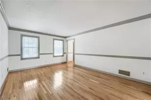 3115 Queens Walk NE, Atlanta, GA 30345 - Photo 6