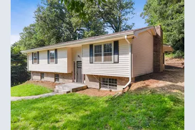 2107 Windsor Drive, Snellville, GA 30078 - Photo 2