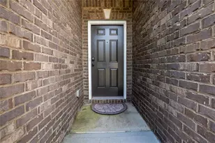 1891 Campbell Oaks Dr, Lawrenceville, GA 30045 - Photo 2