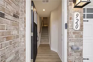 920 Sugar Vista Cir, Sugar Hill, GA 30518 - Photo 4