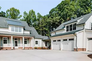 217 Chariot Ct, Jefferson, GA 30549 - Photo 2