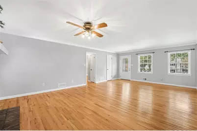 226 Machelle Lane, Marietta, GA 30064 - Photo 6