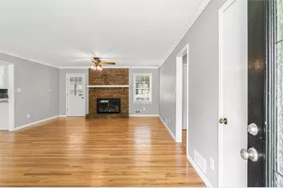 226 Machelle Lane, Marietta, GA 30064 - Photo 4