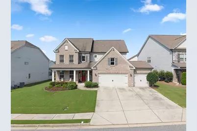 2064 Woodmarsh Circle, Auburn, GA 30011 - Photo 2