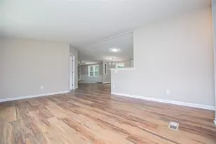 21 Watercrest Ln, Carrollton, GA 30116 - Photo 14