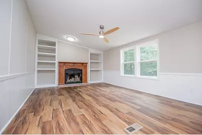 21 Watercrest Lane, Carrollton, GA 30116 - Photo 8