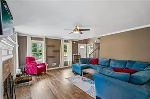 4522 Mulberry Fields Ln, Auburn, GA 30011 - Photo 6