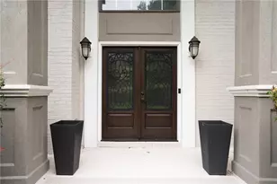 715 Fawn Ridge Ct, Roswell, GA 30075 - Photo 2