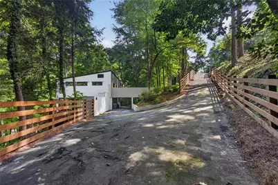 1153 Dawn View Lane NW, Atlanta, GA 30327 - Photo 42