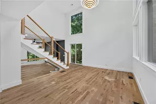 1153 Dawn View Ln NW, Atlanta, GA 30327 - Photo 16